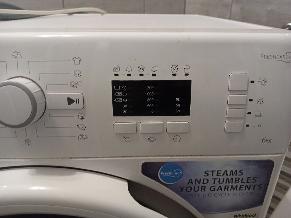 Pralka Whirlpool