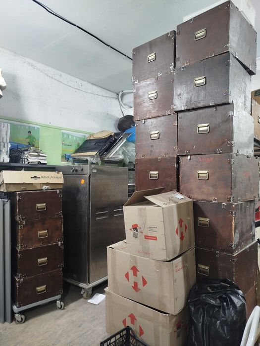 Розпродаж складу посуд кух інвента