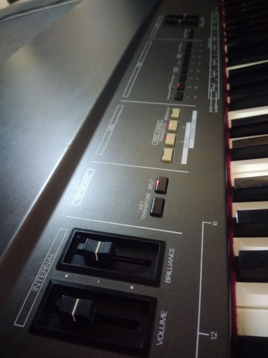 Roland RD 250S - Piano Digital