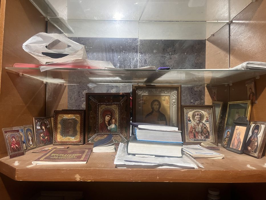 Иконы разные продам