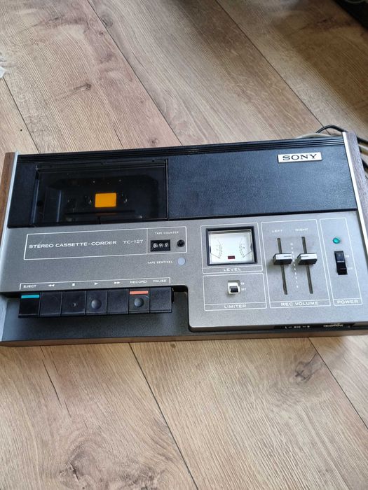Magnetofon kolecjionerski Sony -TC127