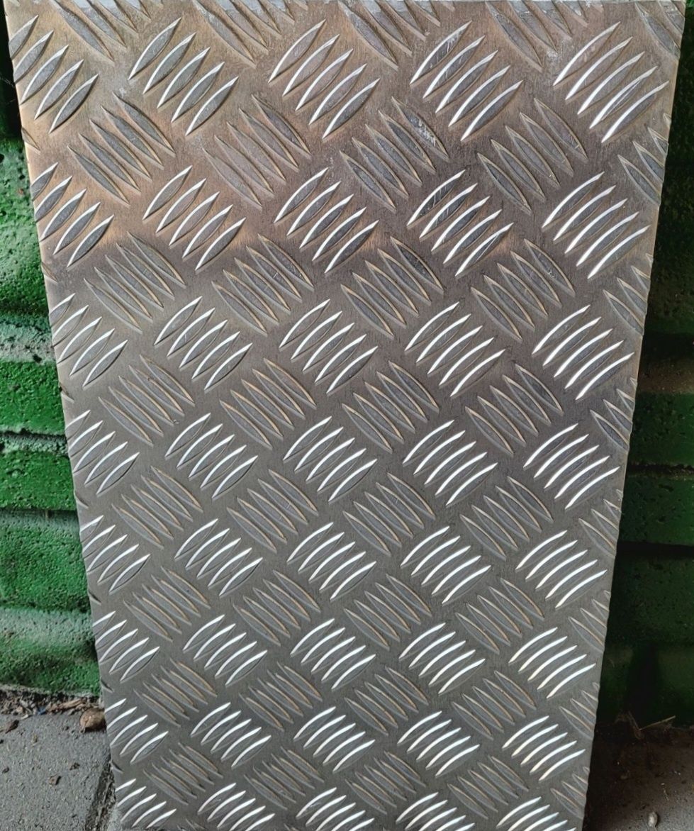 Blacha ryflowana aluminiowa 8mm