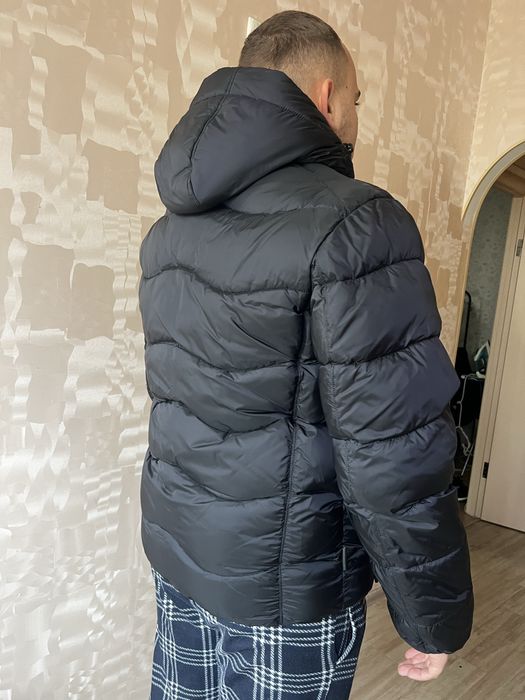 Чоловіча зимова куртка з термо підкладкою