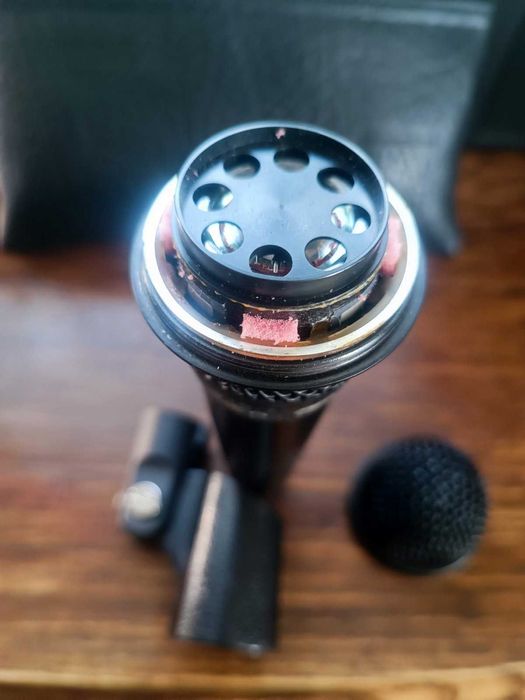 Велика Сумка Кейс-ноутбука Targus. Мікрофон Peavey PVM 22 Diamond USA