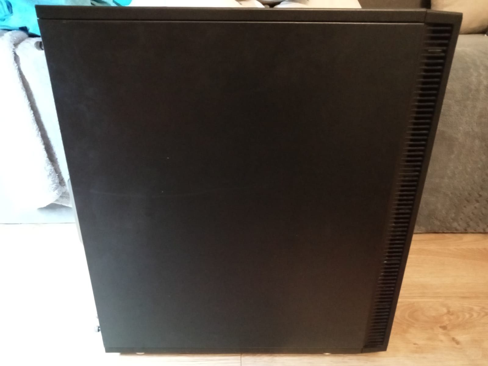 Komputer Gamingowy GeForce Gtx 1060 Amd Ryzen 7