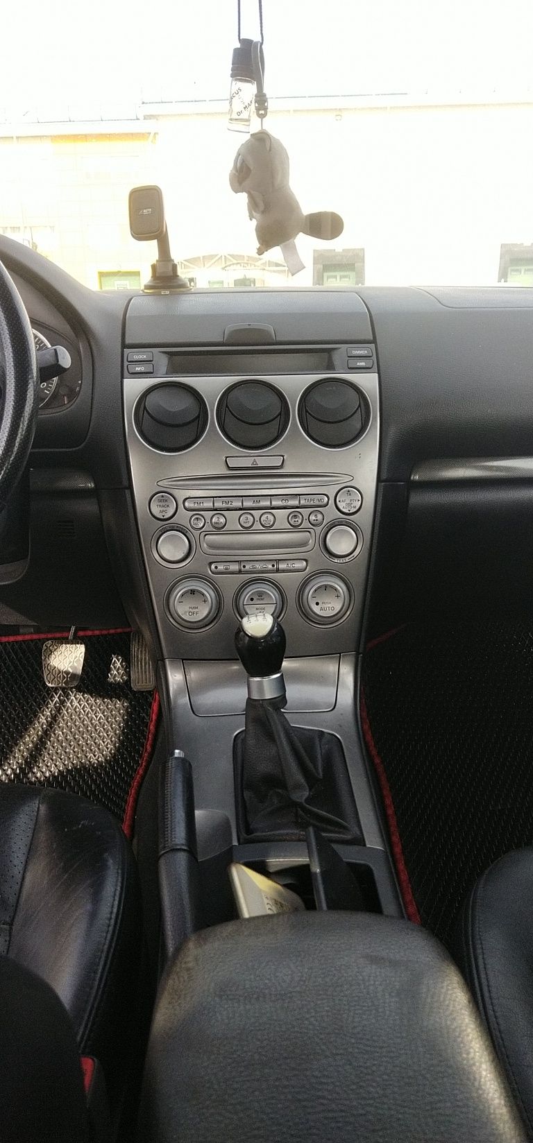 Mazda 6 2003рік 1.8