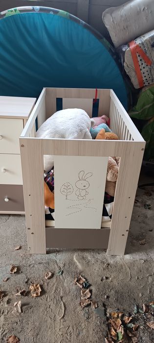 Meble dziecięce komplet