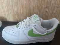 Продам кросівки NIKE AIR