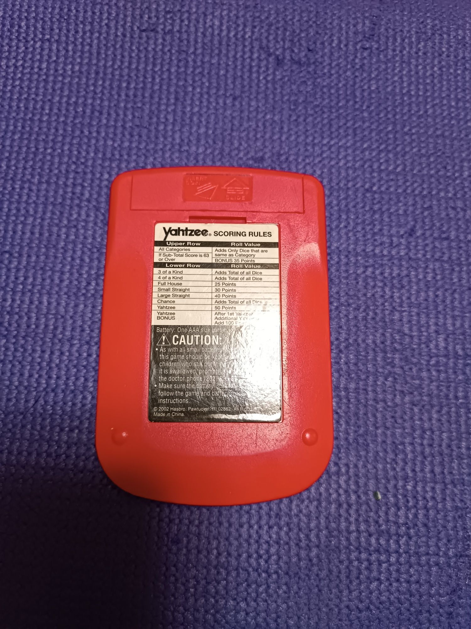 Yahtzee Gold Edition портативная электронная игра 2002 года.
