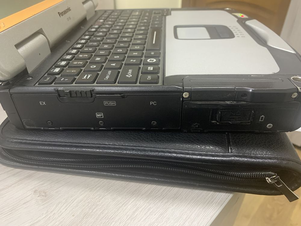 Продам захищений Ноутбук CF-30 Panasonic Toughbook