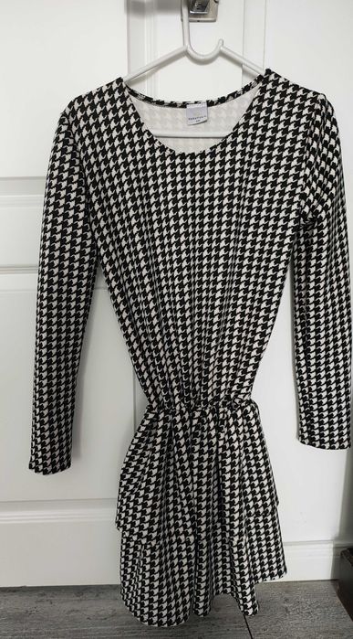 Sprzedam sukienkę - sezon jesień/zima