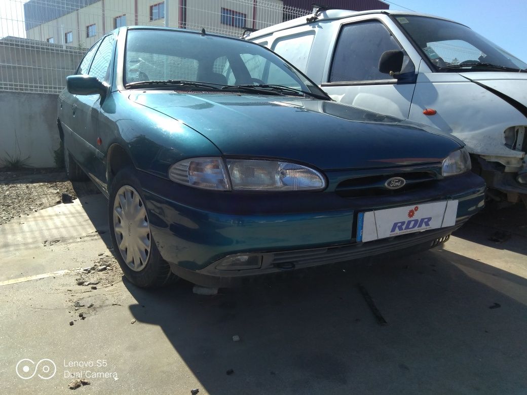 Ford mondeo 1.8 gasolina