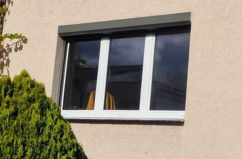 Okno białe bez rolet 2szt