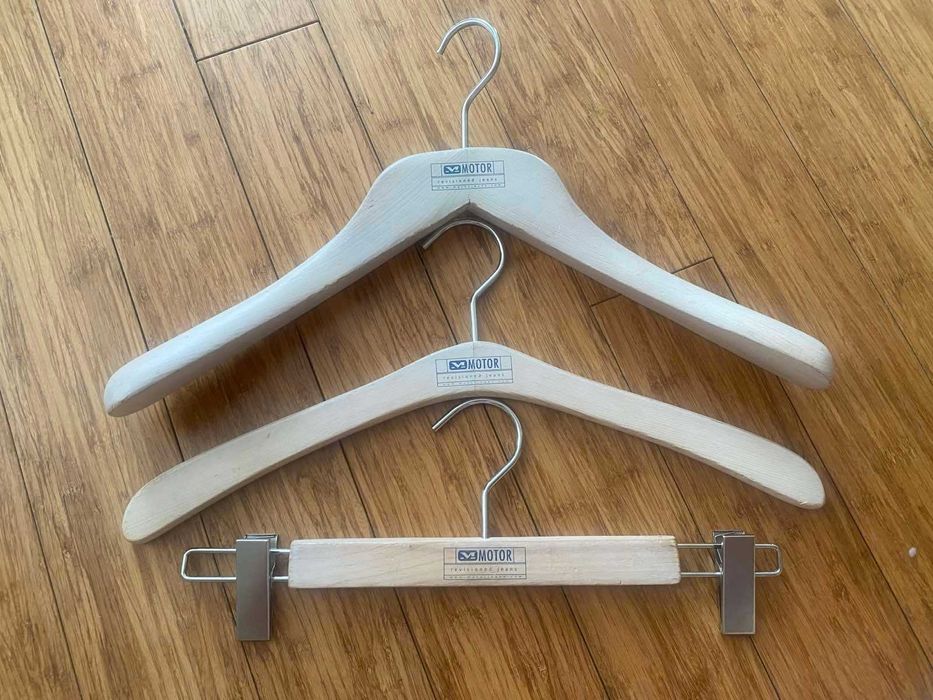 Вішаки, тремпеля дерев'яні вир-во Туреччини комплект 10 од.