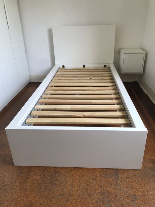 Cama de Solteiro Malm da Ikea
