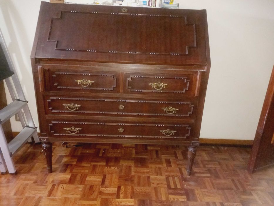 Secretária em madeira maciça Anos 80