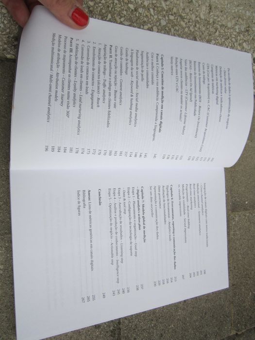 Livro Digital Marketing Analytics de André Zeferino