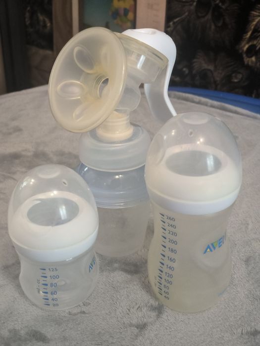 Молоковідсмоктувач механічний Молокоотсос ручной Avent Philips