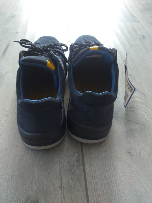 Półbuty  nowe ochronne skóra welurowa OPTIMO 43 długość wkładki 28