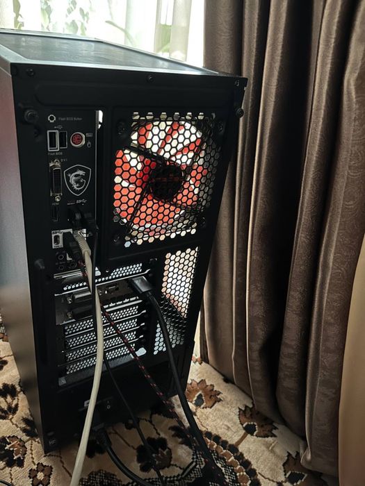 Ігровий компʼютер в зборі Ryzen 5, B450, RX570 8GB, 16RAM + монітор