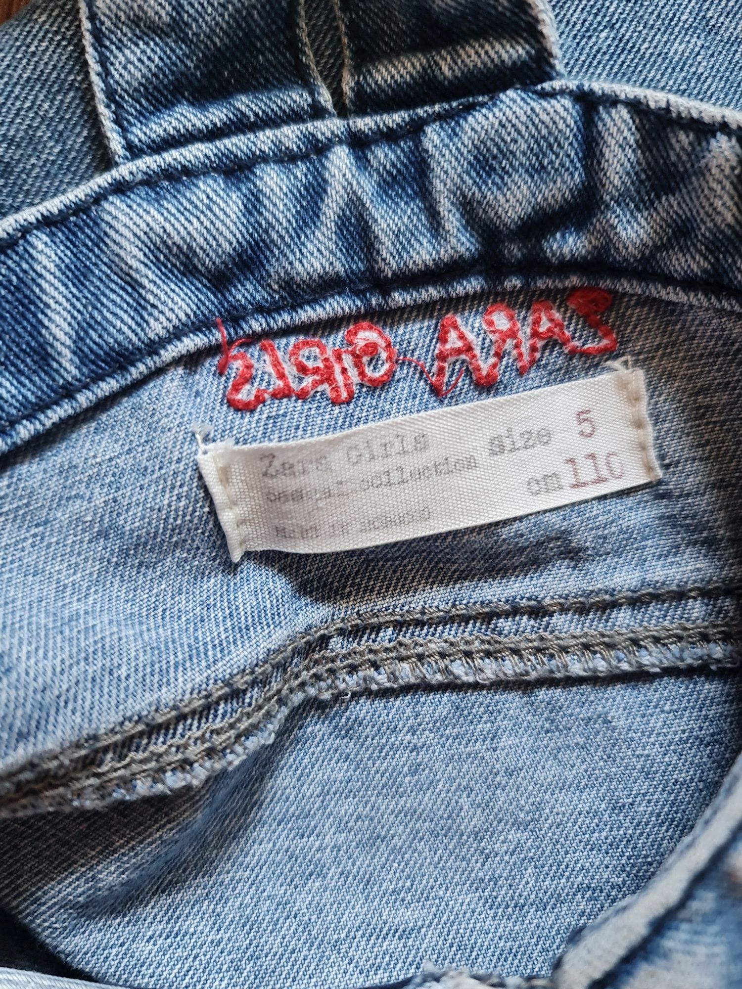 Джинсовий сарафан,плаття zara  на дівчинку 4-5 р.