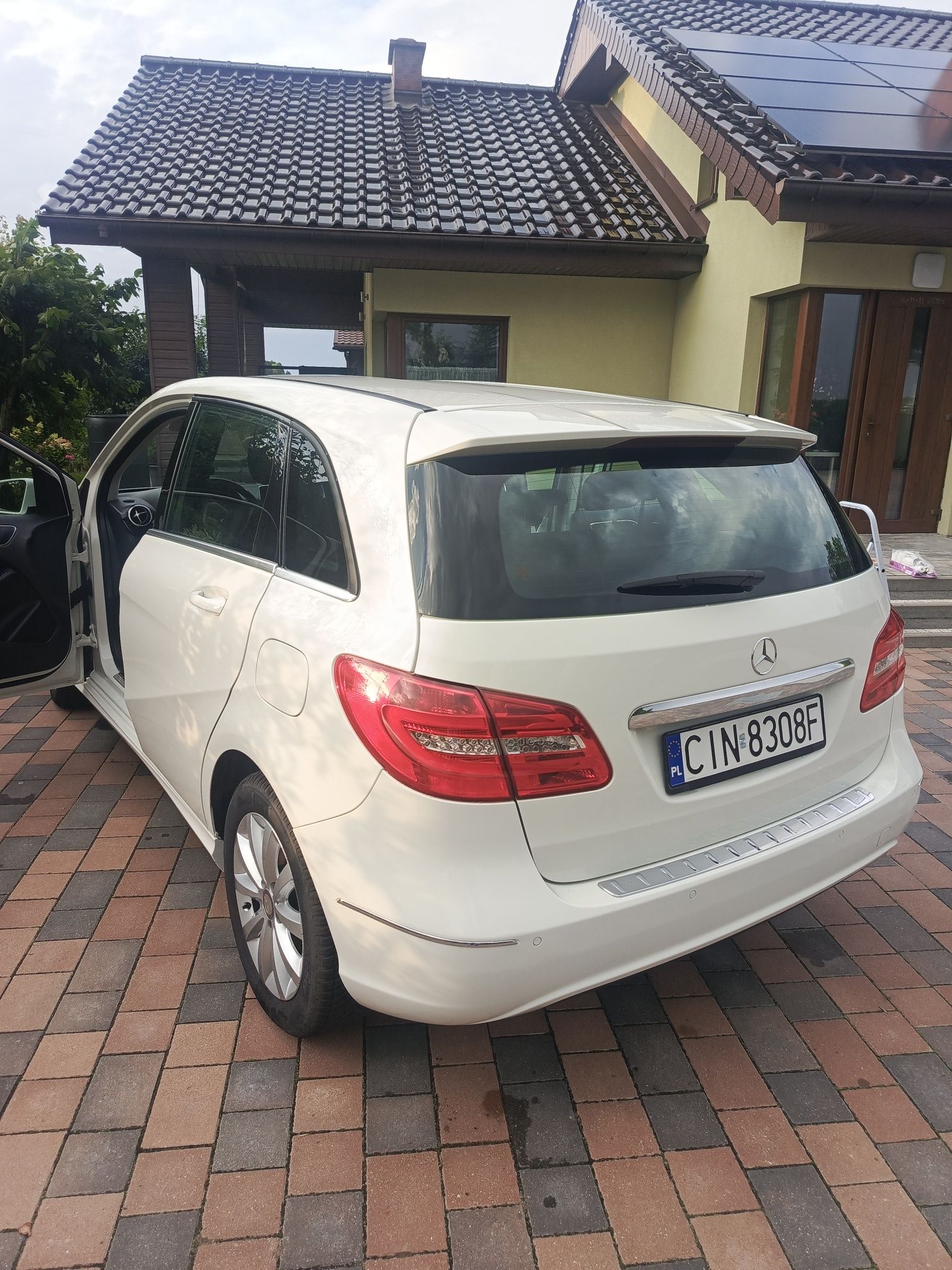 Mercedes-Benz B 1.5 CDI 2014r