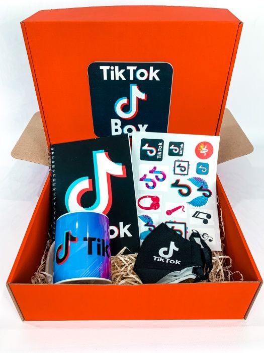 Подарунковий набір TikTik Тик Ток Бокс Подарунок для дівчинки ТікТок