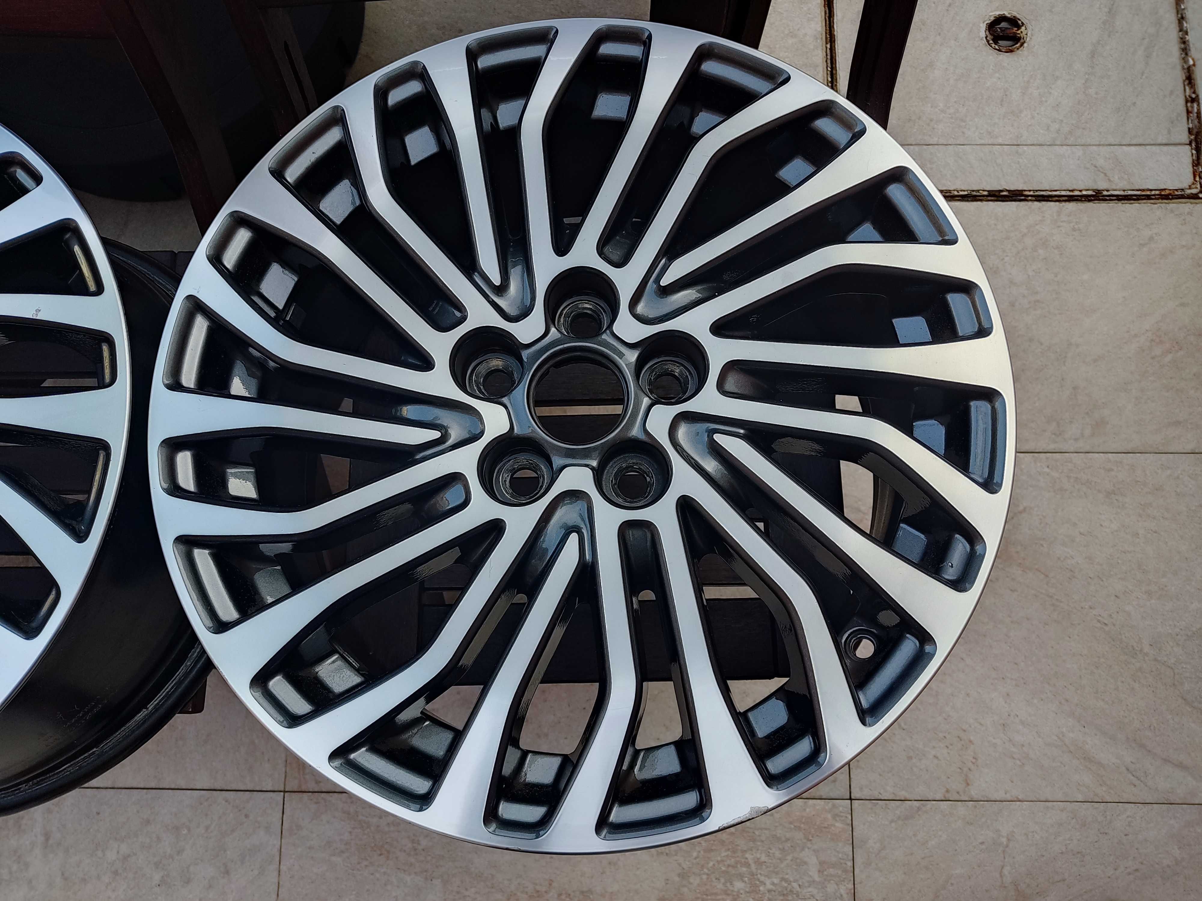 Jantes Ford 17 7.5J 5x108