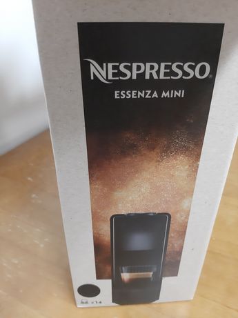 Maquina café essenza nova nespresso