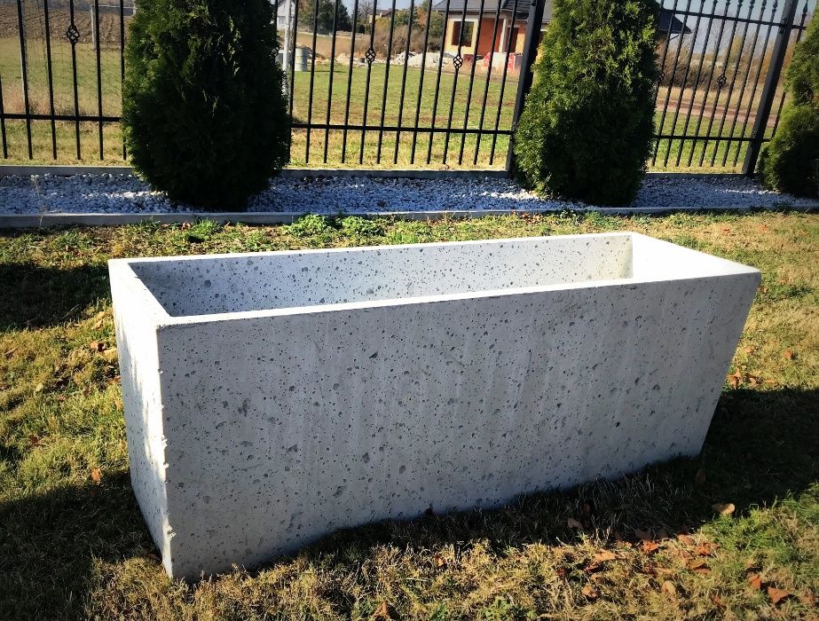 Duza donica betonowa biała nowoczesna tarasowa 110 x 40