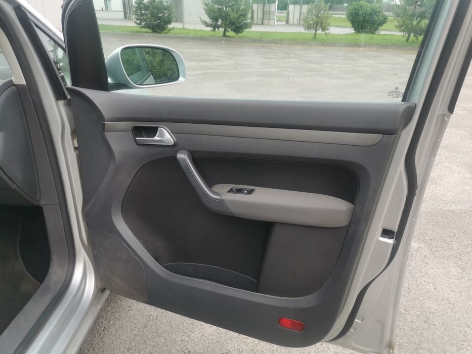 Продам 7містний Фольксваген Туран 2009, 1,6MPI