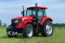 Новий трактор YTO NLX 1304 потужністю 130 кінських сил