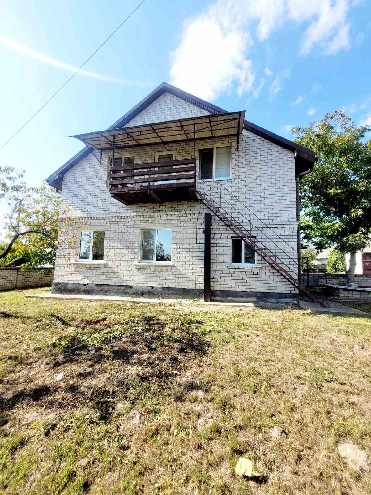 Продам будинок 171 м² з окремим гаражем та діл. 13 сот р-н Максютова