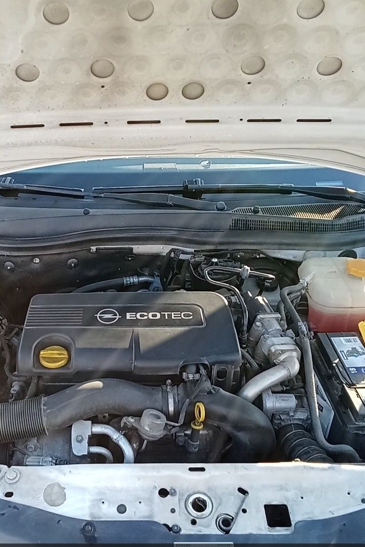 Opel Astra 1.7 GTC Bom e económico