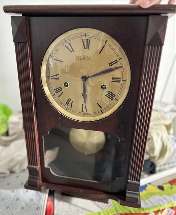 Relógio mecânico de Parede