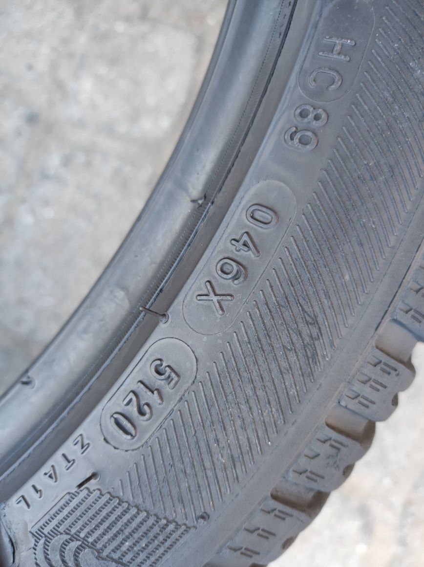 235.40.18 jedna opona Michelin Crossclimate