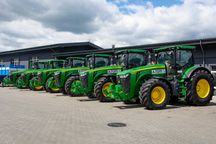 Трактори JOHN DEERE 8320R 8R370 8370R 7310R 6215R  7230R