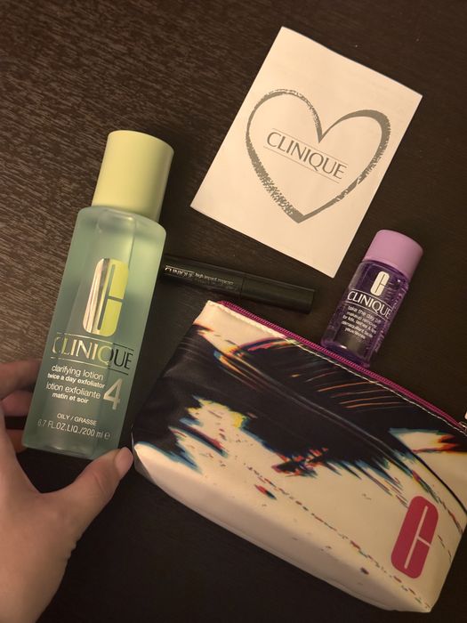 Набор Clinique тушь лосьен мицелярная вода косметичка