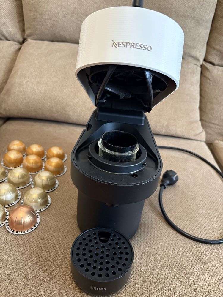 Máquina de café Nespresso Vertuo Pop