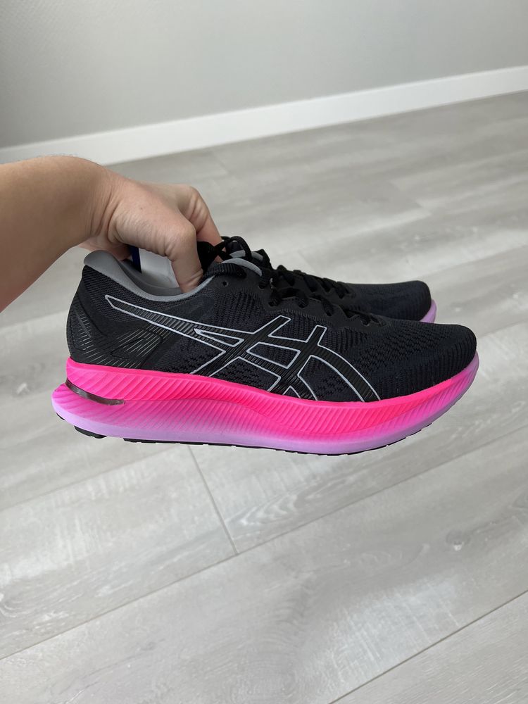 Кроссовки для бега беговые ASICS