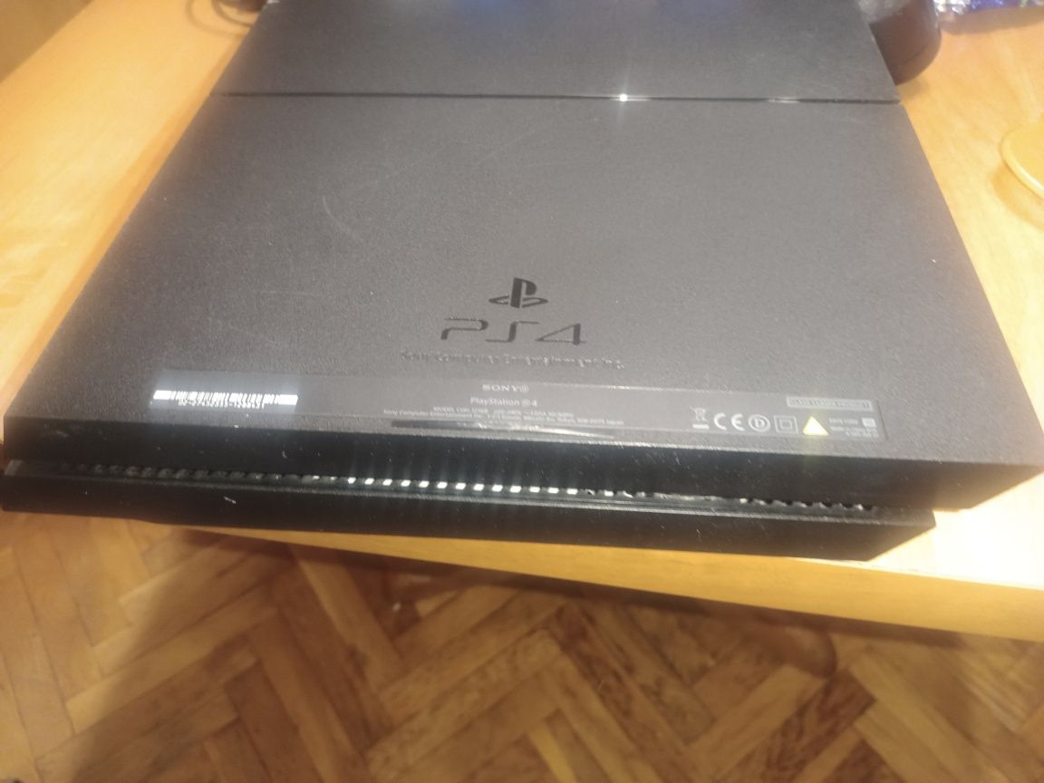 PlayStation ps4 pro 1 tb