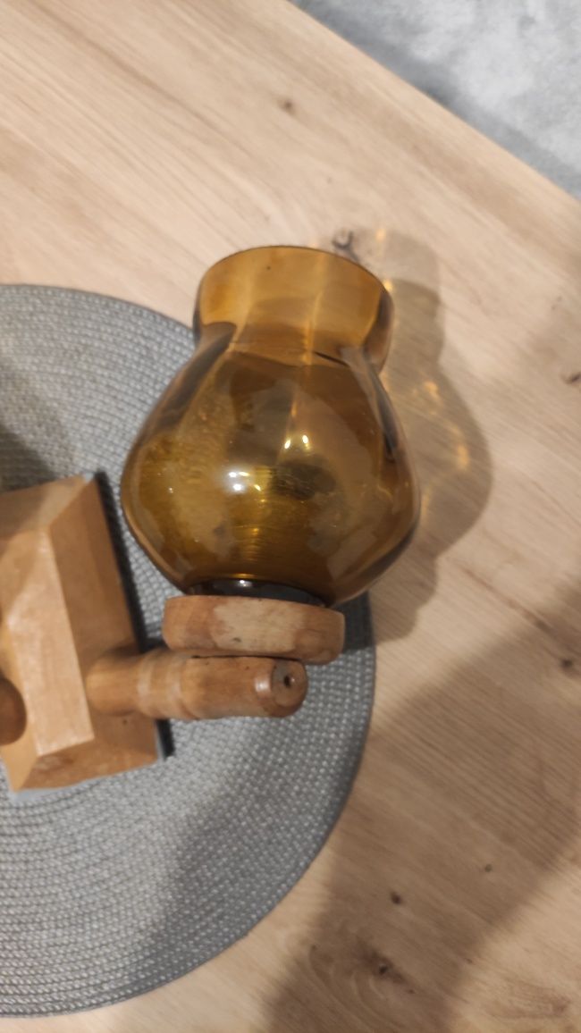 Lampa, kinkiet z dawnych lat
