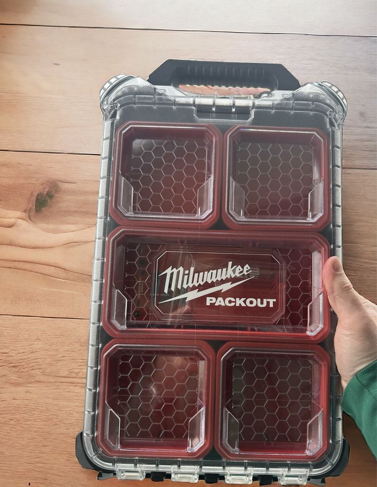 Кейс для зберігання і транспортування Milwaukee Packout