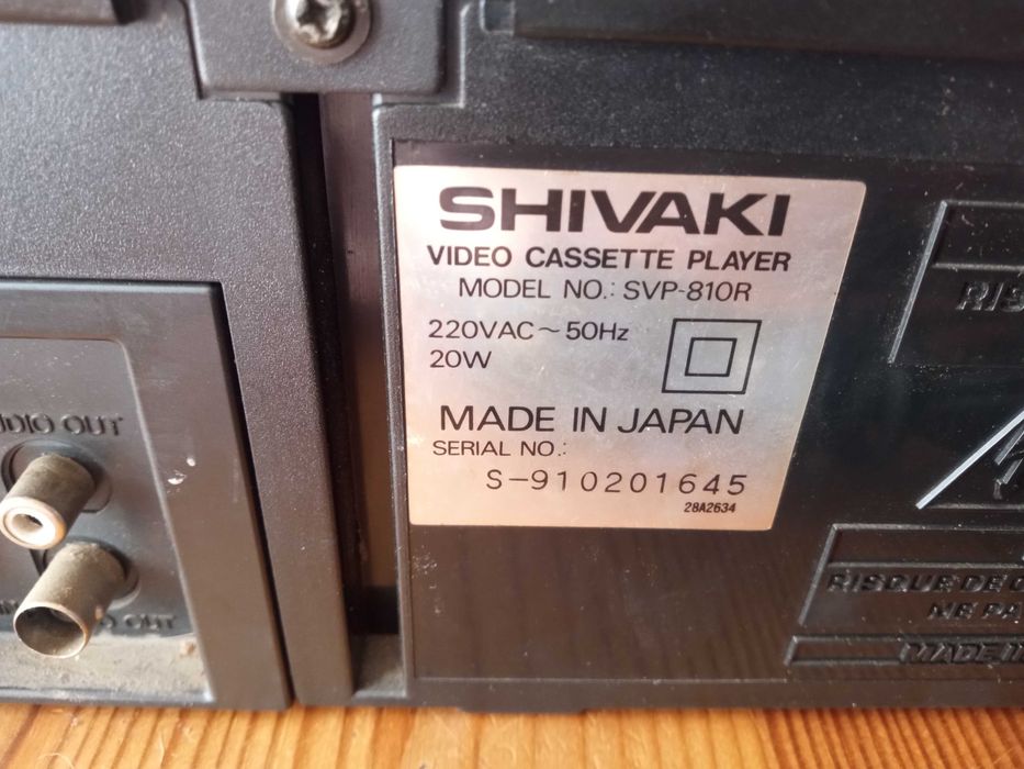 Magnetowid Shivaki model SVF-810R