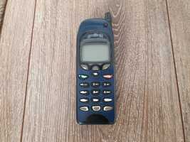 Stary zabytkowy telefon Nokia 6150 sat