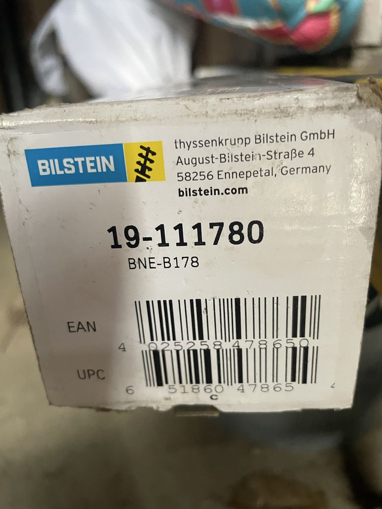 Оригінальні німецькі задні амортизатори Bilstein для Ford Fiesta МК6