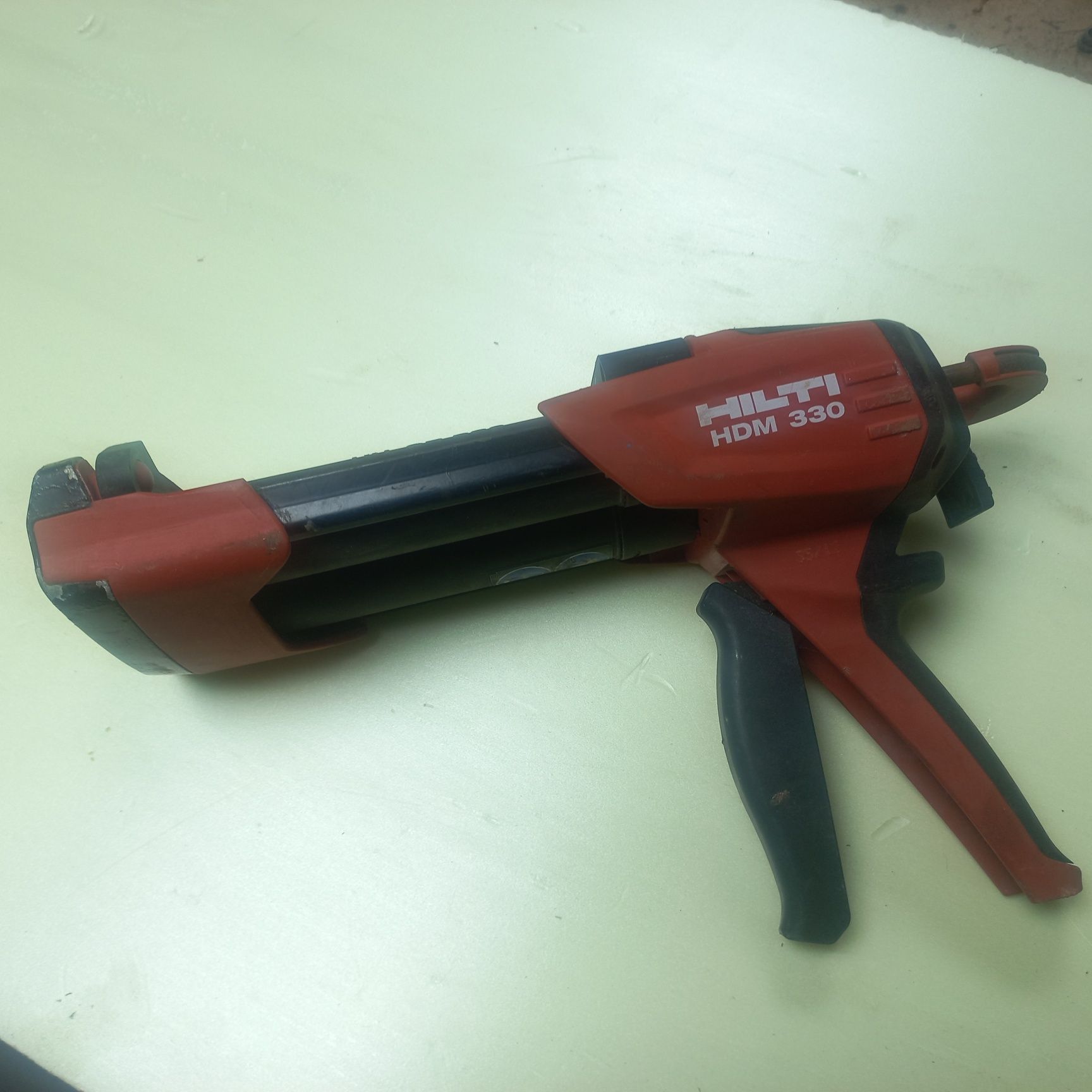 Pistolet Hilti HDM330