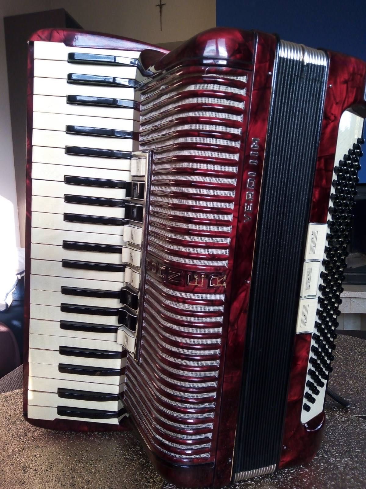 Akordeon HOHNER Verdi lll
