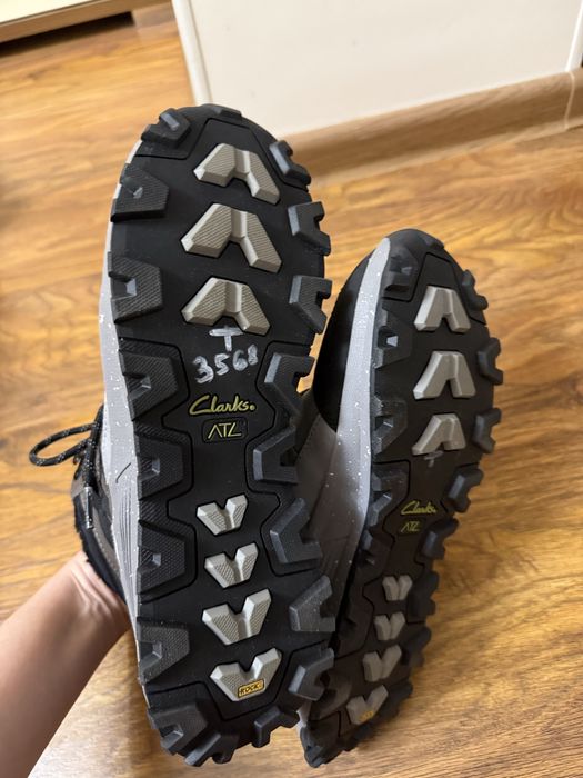 Зимові черевики  Clarks, оригінал, нові