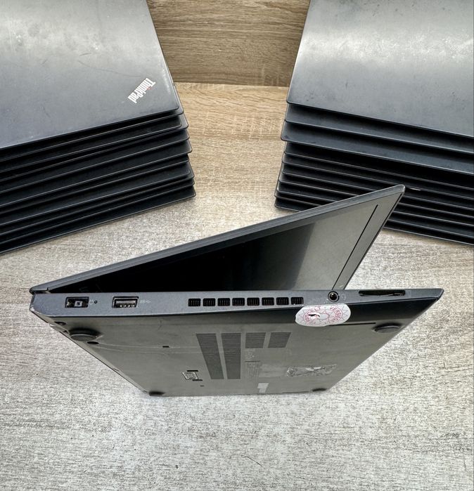 Ноутбук Lenovo thinkpad t470s-intel core i5-7gen8gb ram ddr4-ssd 120gb